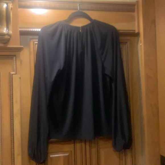 NWOT RAMY Brooks Varinda Black Blouse Size Medium - Picture 6 of 9